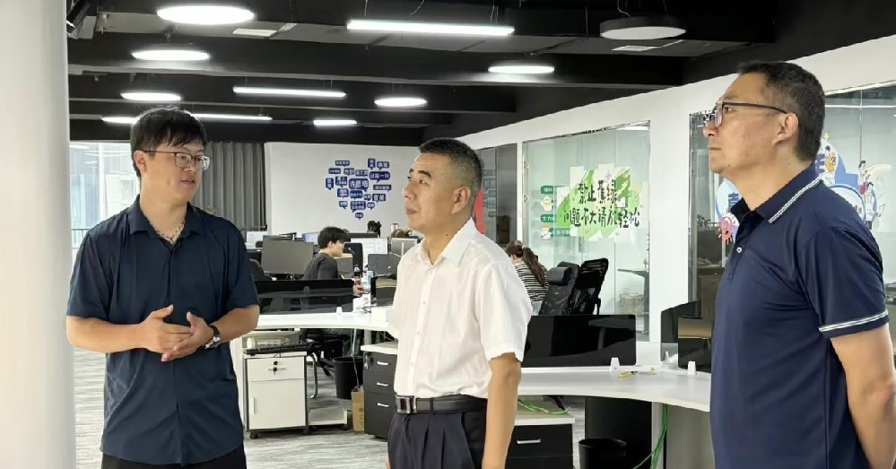 颍州区委副书记陈建利一行莅临我司走访调研——关切企业发展 共话未来蓝图